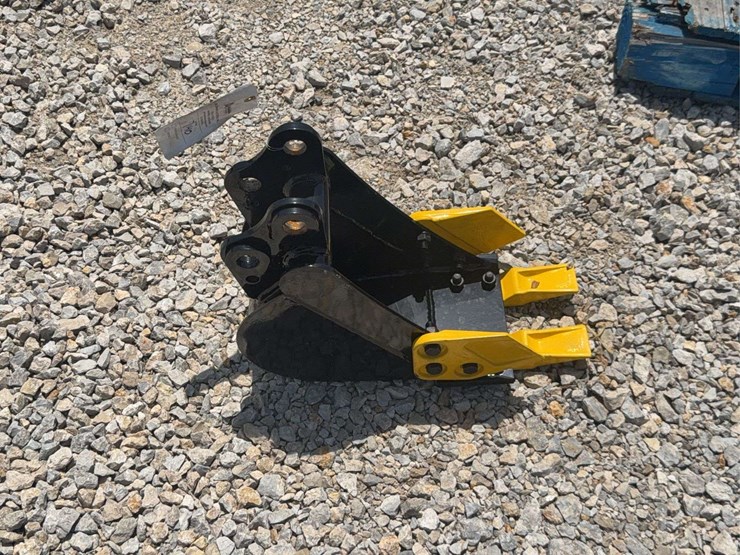 7”-mini-excavator-bucket-image-4