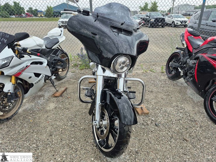non-operable-2022-harley-davidson-street-glide-image-2