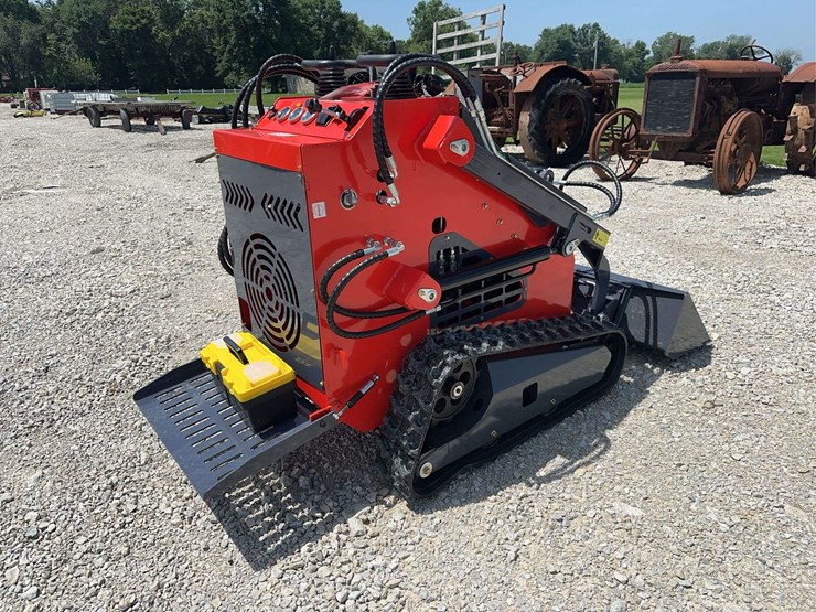 2026-zjg-zj-380-tracked-mini-skid-steer-loader-image-6
