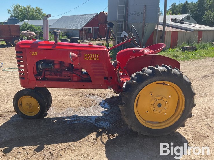 massey-ferguson-20-image-8