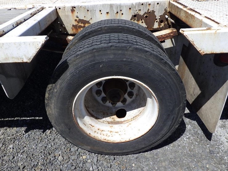 2004-asve-16'-t/a-flatbed-trailer-image-8