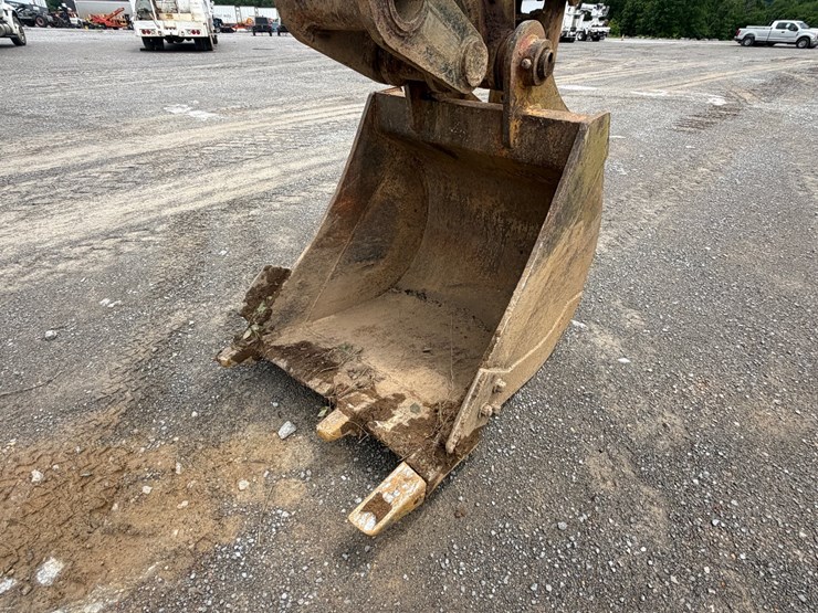 #87-•-2004-link-belt-2700-hyd-excavator-image-15