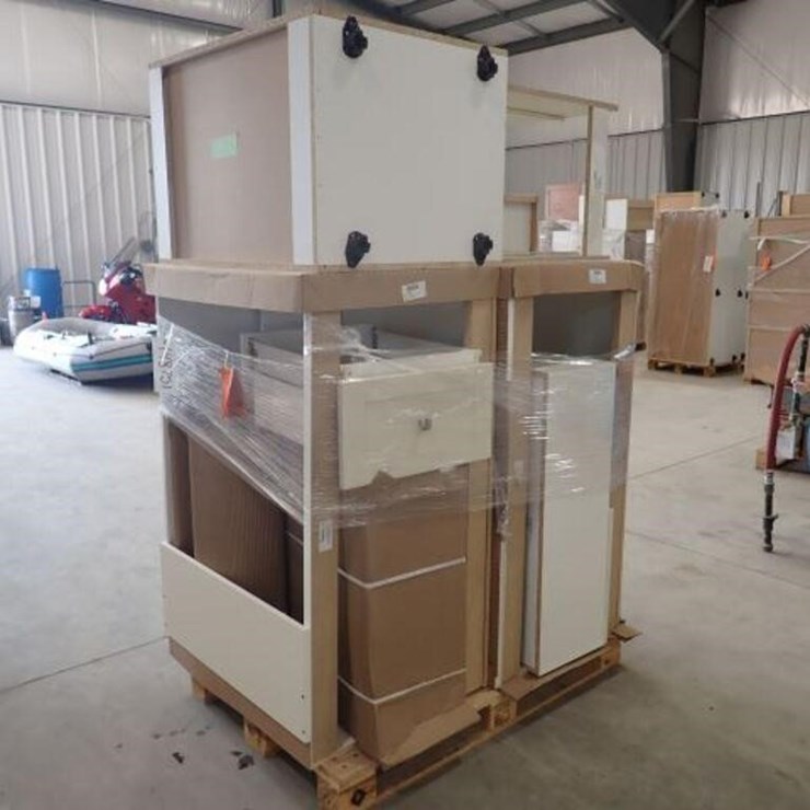 UNUSED Qty Of Kitchen Cabinets