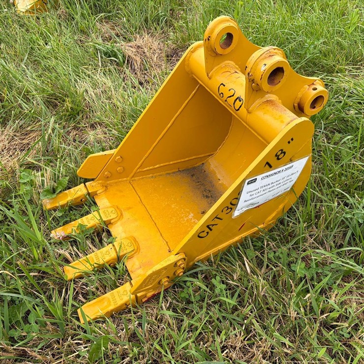 CATERPILLAR 303