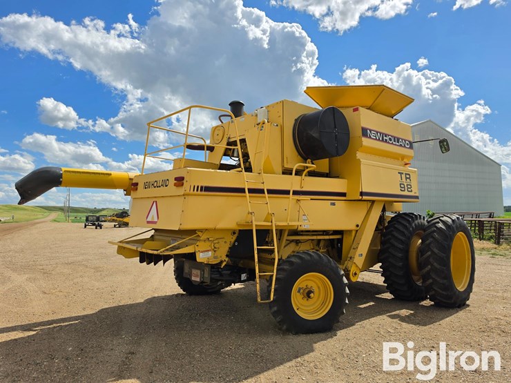 1998-new-holland-tr98-image-5