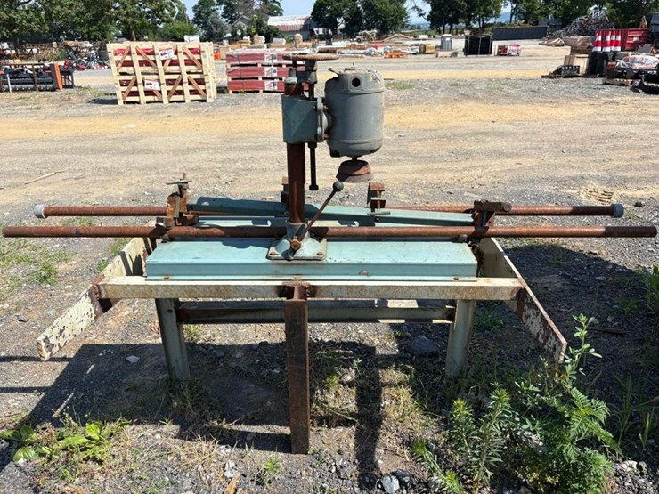 steel-working-table-image-4