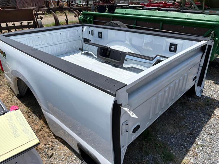ford-8-ft-image-1