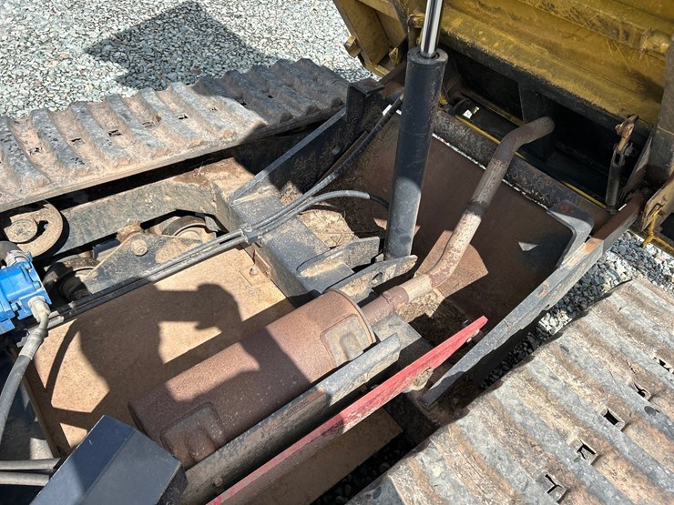 2013-yanmar-c30-image-24