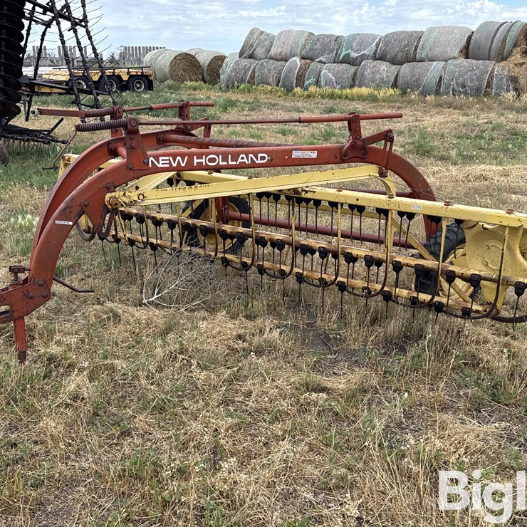 NEW HOLLAND 258
