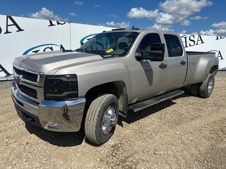 2008-chevrolet-3500hd-image-1