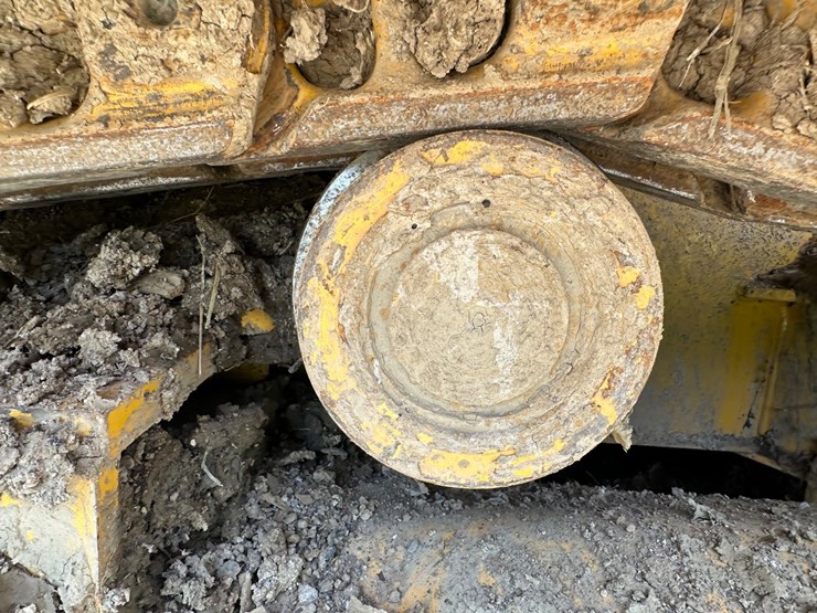 2022-deere-700l-image-22