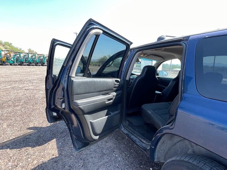 2001-dodge-durango-image-18