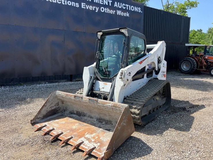 2023-bobcat-t770-image-2