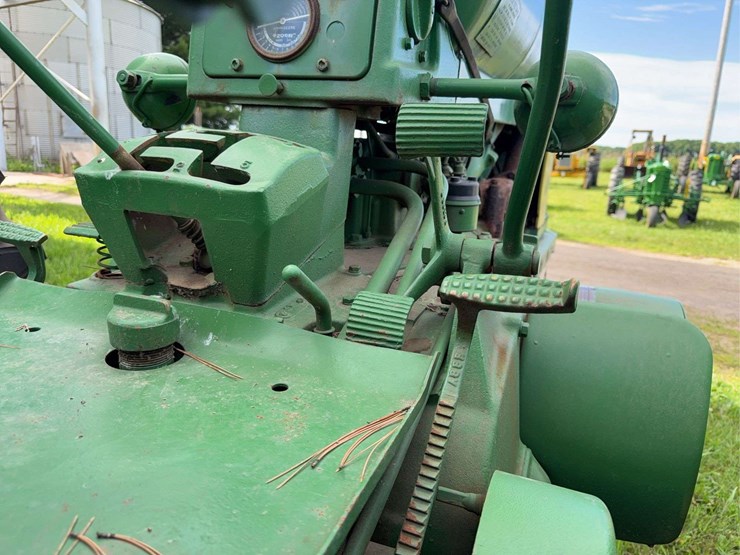 john-deere-620-image-12