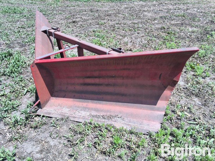 loader-v-snow-plow-image-5
