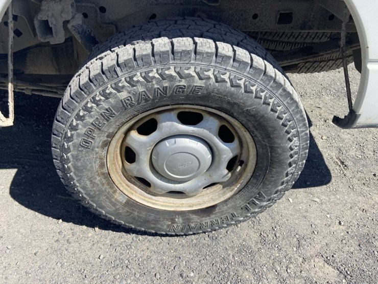 2011-ford-f150-xl-image-38