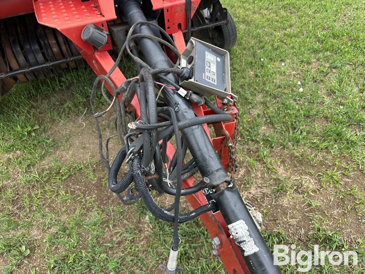case-ih-rbx561-image-13