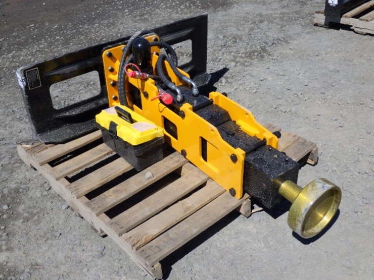 giyi-skid-steer-post-driver-56"-image-4
