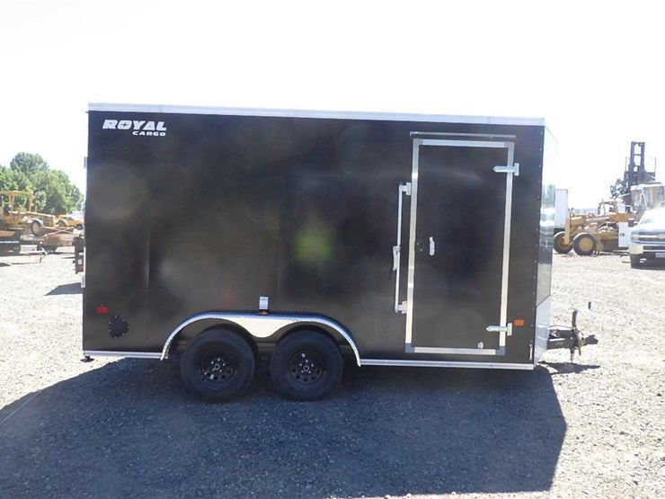 2026-royal-lcht35-7.516v-86-t/a-enclosed-trailer-image-4