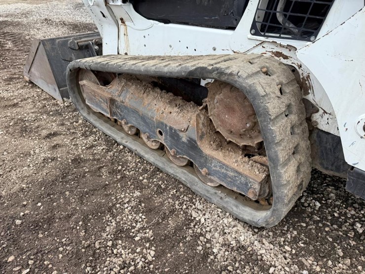 2024-bobcat-t595-image-16