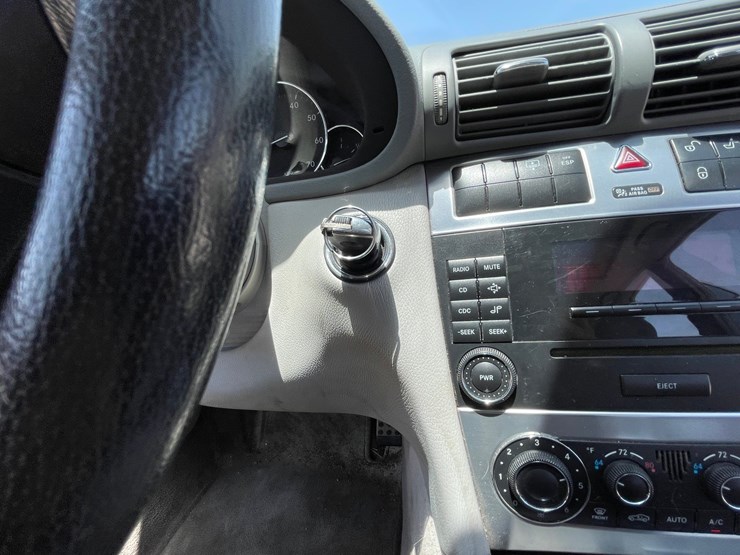 #162-•-2005-mercedes-c230-kompressor-(clean-nm-title)-image-84