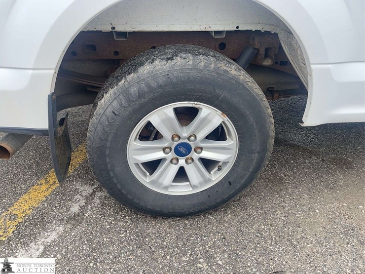 2017-ford-f150-image-21