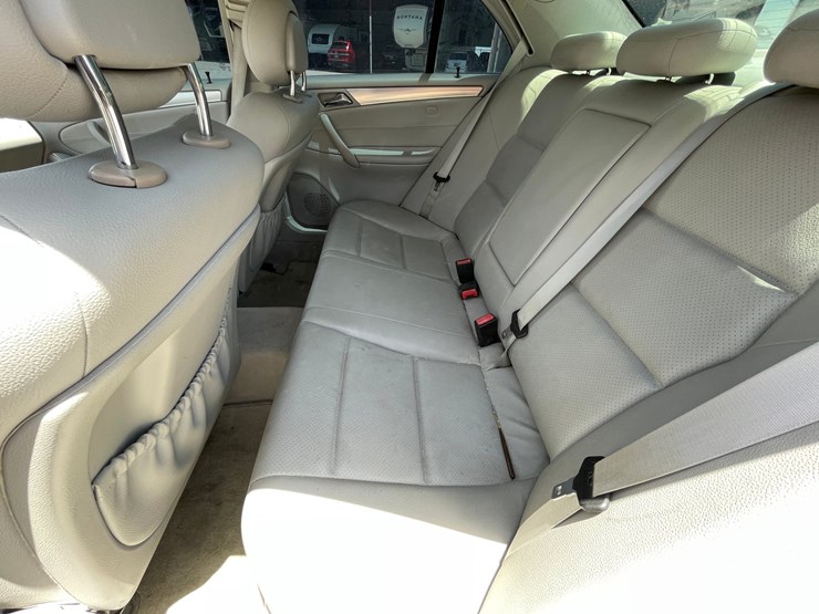 #162-•-2005-mercedes-c230-kompressor-(clean-nm-title)-image-106