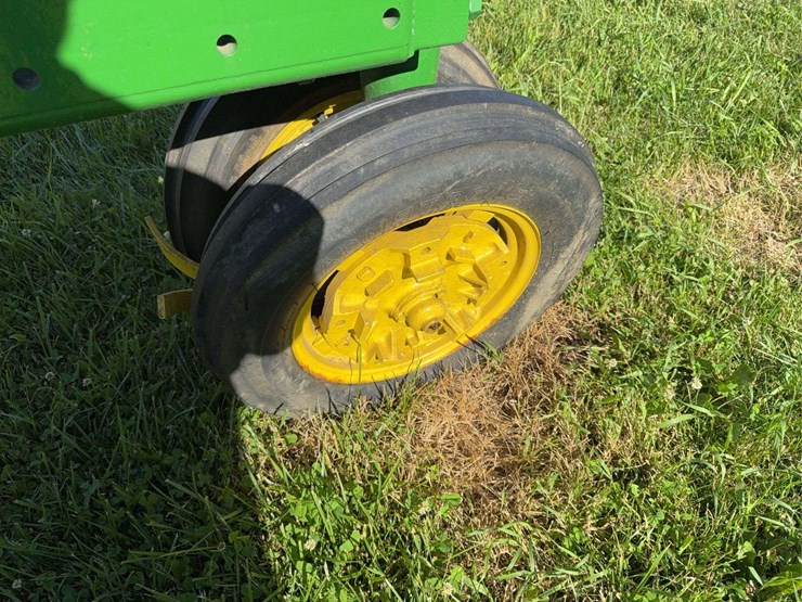 john-deere-model-b-image-15