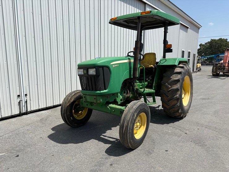 john-deere-5065e-image-3