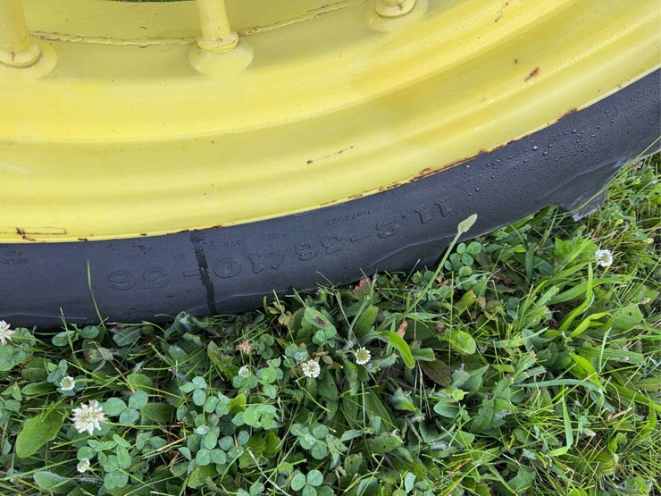 john-deere-bn-image-8