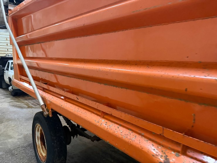 #1470-•-heil-16'-dump-body-w/-lift-cylinder-image-14