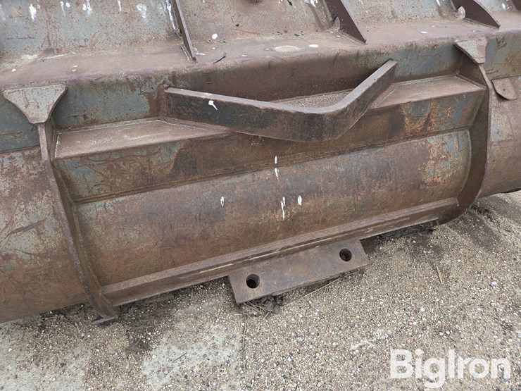 wheel-loader-bucket-image-9