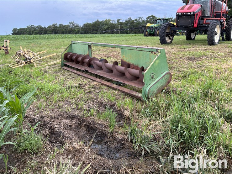 john-deere-643-image-1