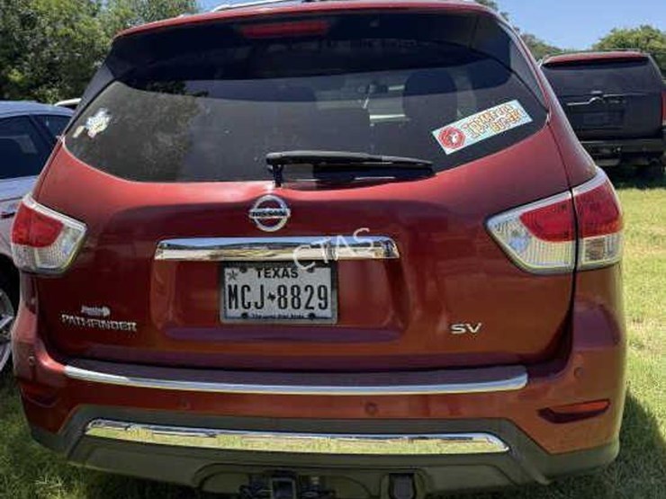 2014-nissan-pathfinder-image-7