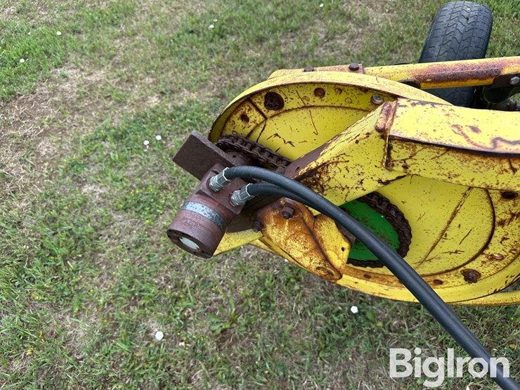 john-deere-660-image-16
