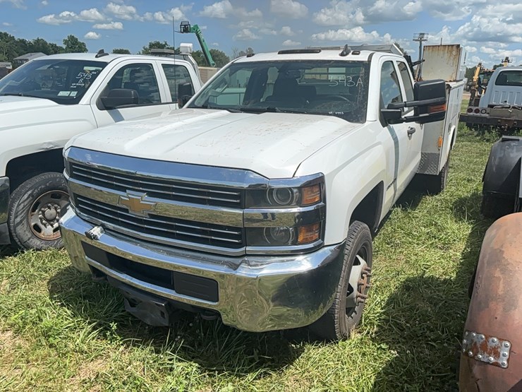 2016-chevrolet-2500-image-1