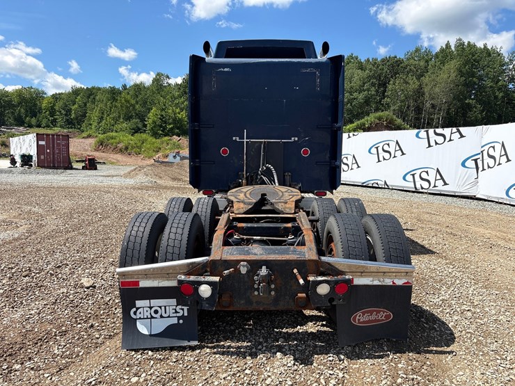 2000-peterbilt-377-image-4