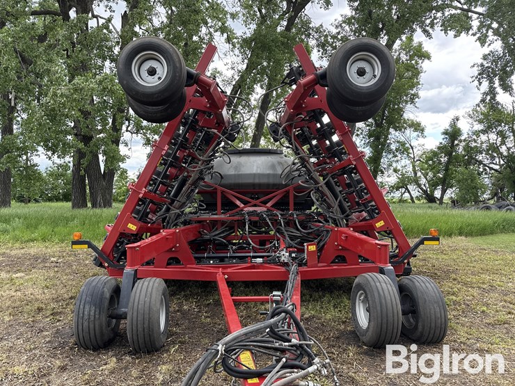 2015-case-ih-2015-image-2