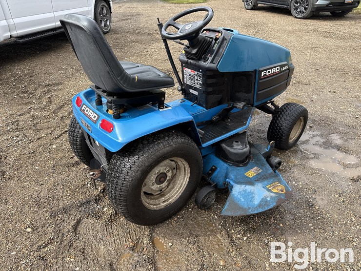 new-holland-45-image-5