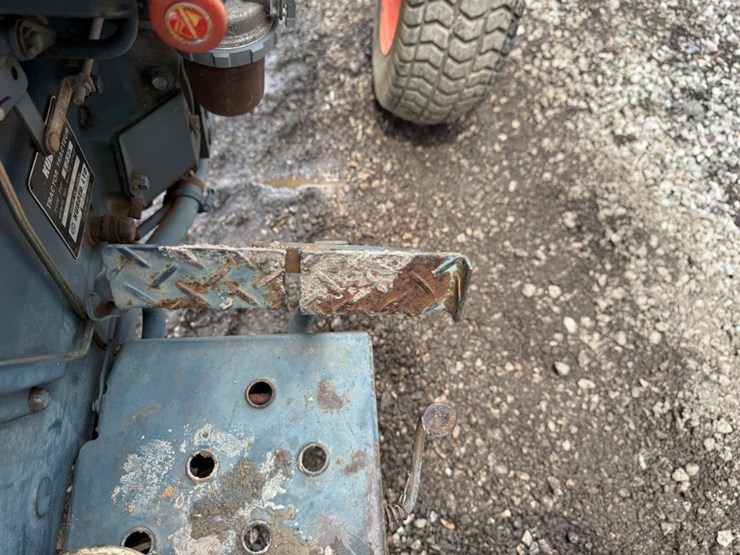 kubota-l235-image-21