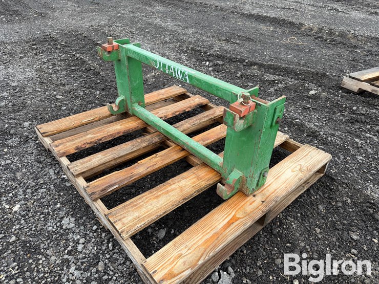 john-deere-148-image-1