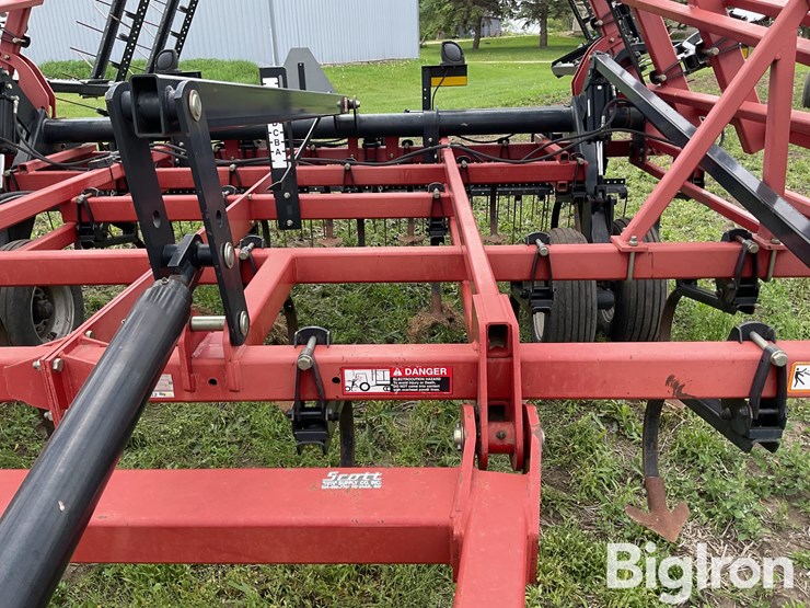 case-ih-200-image-12