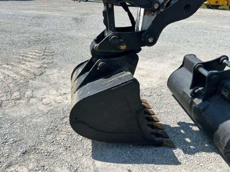 2022-bobcat-e88-image-53