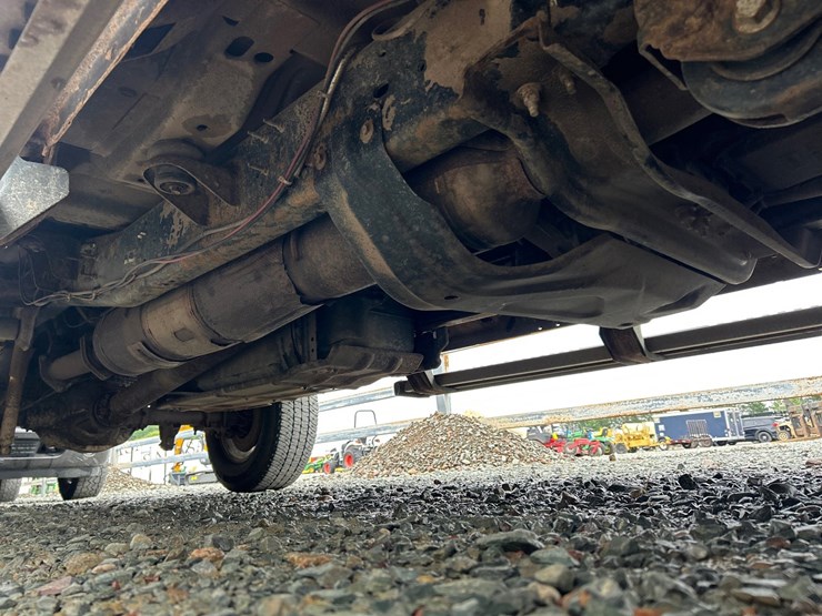 2012-ford-f350-image-24