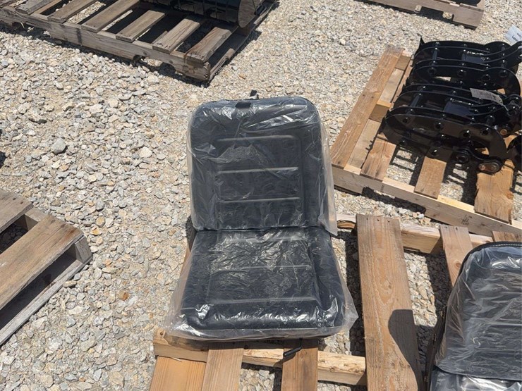 replacement-operator-seat-for-construction-equipment-image-1