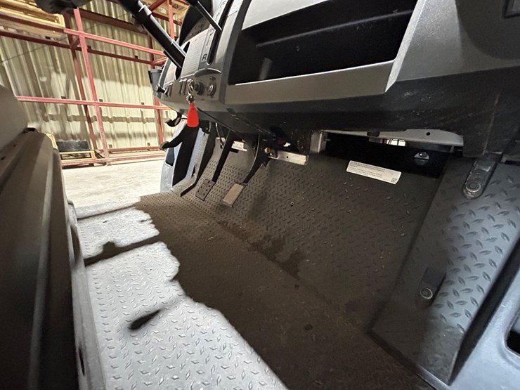 club-car-carryall-1700-image-20