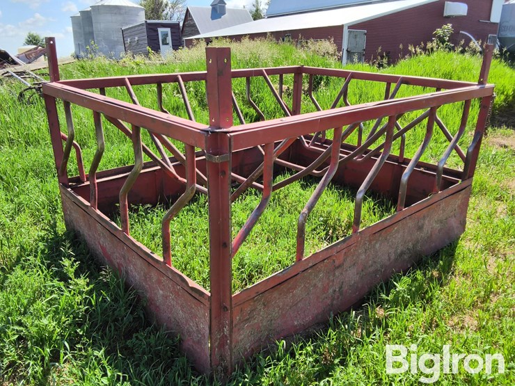 bale-feeder-image-5