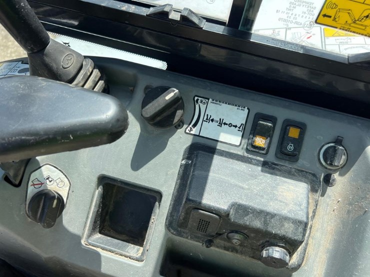 2021-bobcat-e50-image-25
