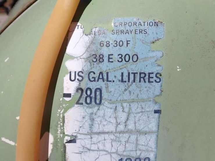 calsa-280-gal-tow-behind-sprayer-image-46
