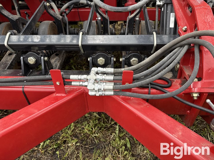 2015-case-ih-2015-image-11